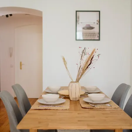 Daire Kiezapartment - Mitte! Berlin